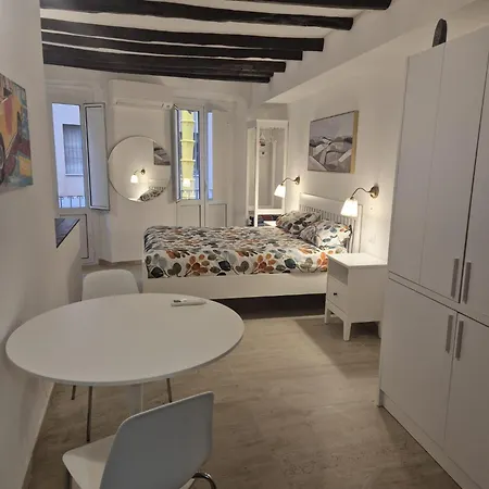 In Centro Storico Charme E Comfort Appartement *
